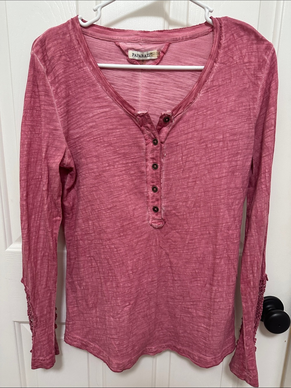 0212 paparazzi Dusty Rose Long-Sleeve Henley Top small